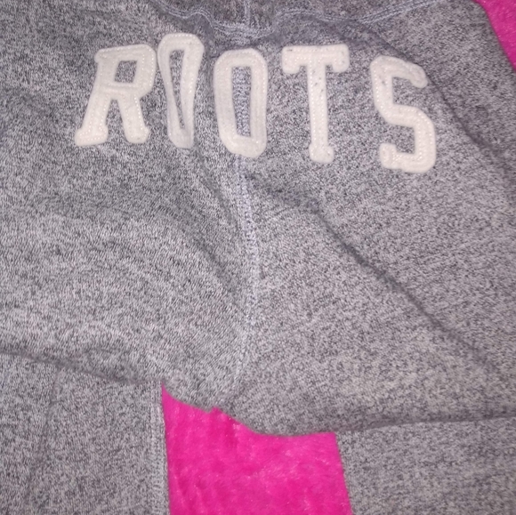 Size 12 Girls Roots Sweatpants - Picture 2 of 3